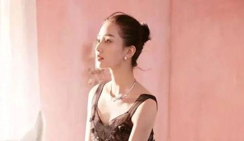 女明星爆料最新绯闻视频,女明星亲述神秘绯闻，视频曝光引发热议  第2张