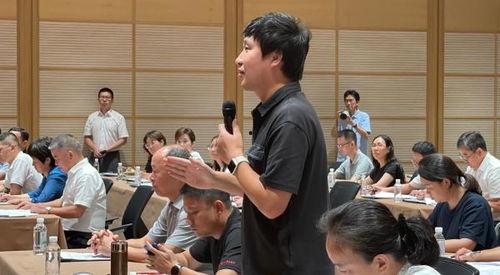 宁波爆料新闻记者,记者深入调查，揭示城市热点事件背后的真相  第2张